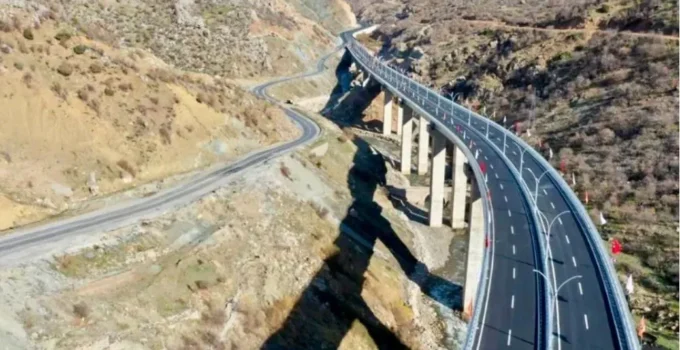 Siirt-Baykan-Bitlis Yolu Ulaşımı Kolaylaştıracak Dev Proje Tamamlandı