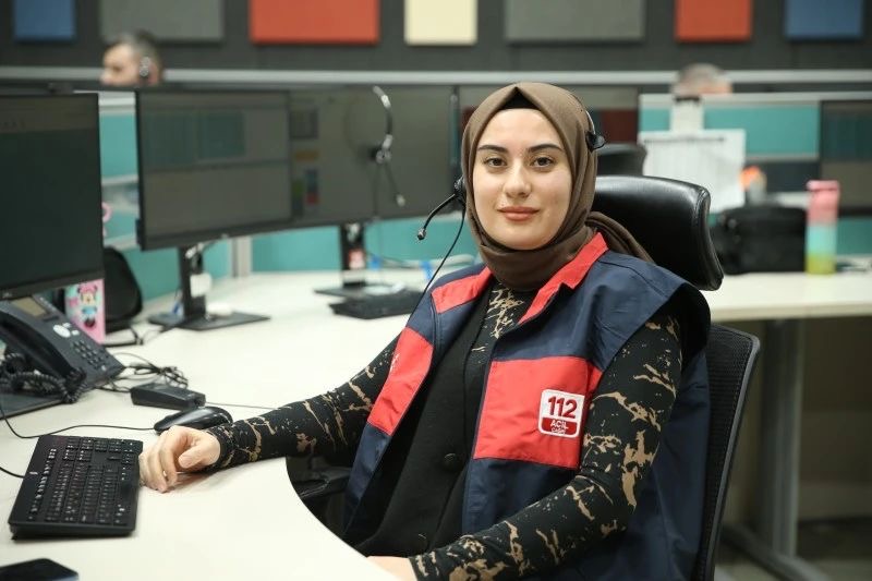 Siirt’te 112 Hattına İlginç Başvurular “Helikopter Gönderin” Diyen de Var, Büryan Fiyatı Soran da
